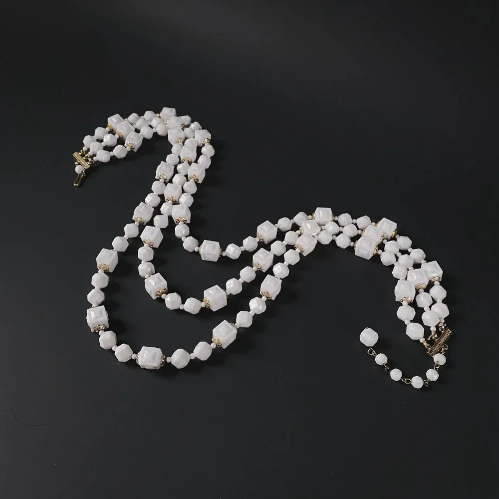 Vintage Hong Kong White Gold Square Chunky Beaded Layered Multi Strand Necklace - Picture 9 of 12